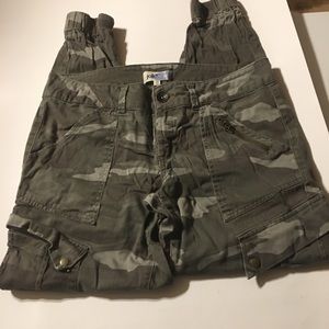 Jolt Camo Jeans